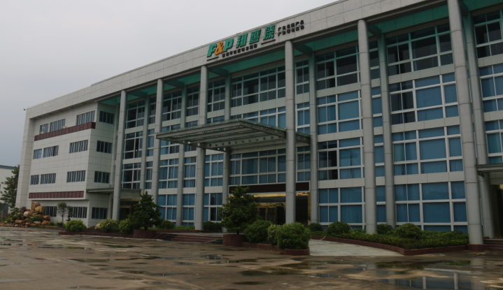 專業油漆廠家翔鷹漆——色差比國際標準更精確